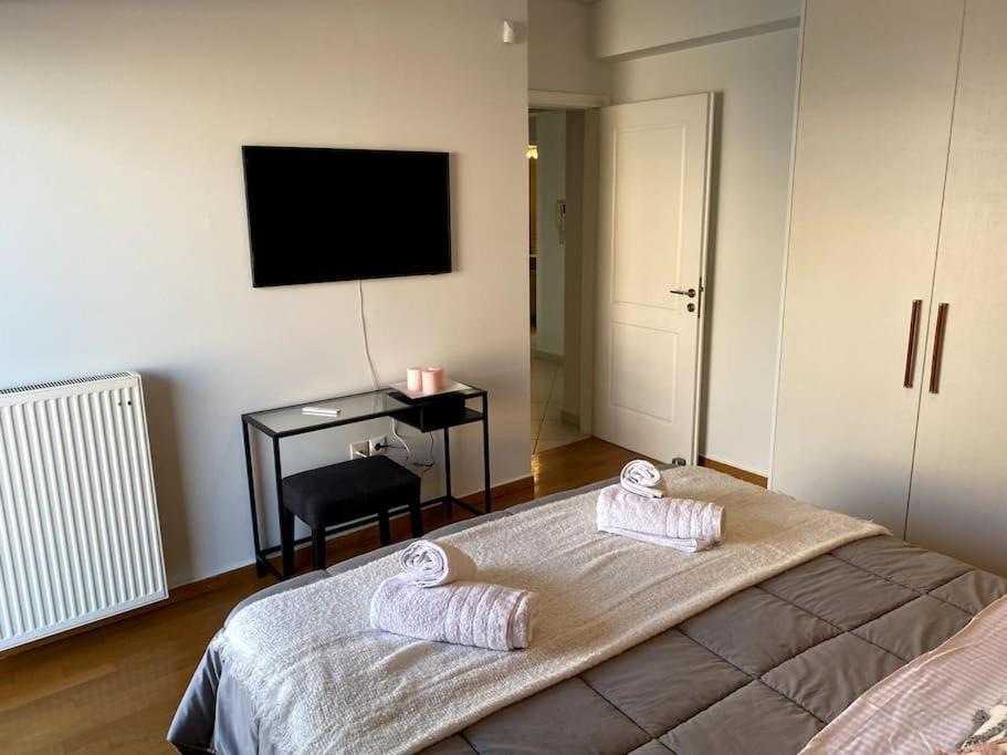 Spacious And Sunkissed 3br & 2 Bathrooms *