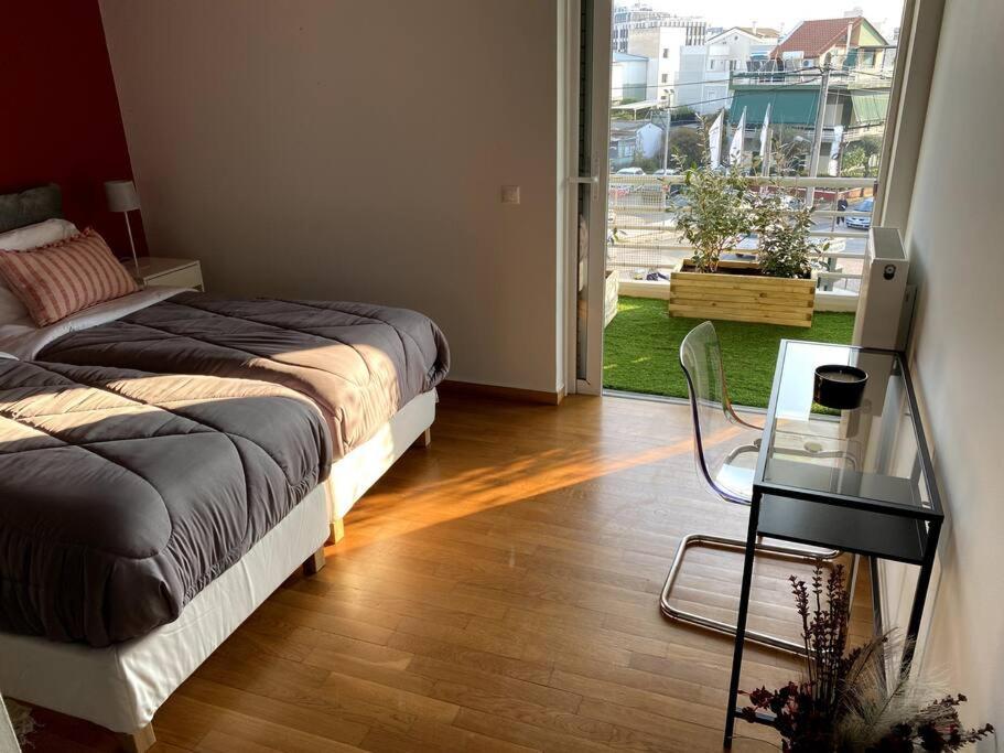 Apartment Spacious And Sunkissed 3br & 2 Bathrooms