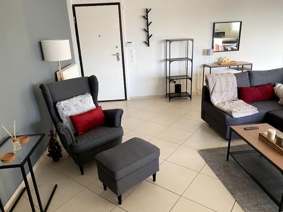 Spacious And Sunkissed 3br & 2 Bathrooms Athens